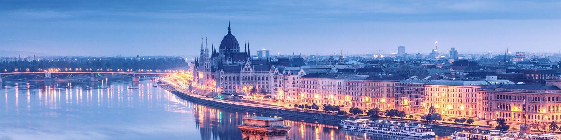 sightseeing cruise danube