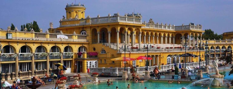 szechenyi-thermal-bath-budapest