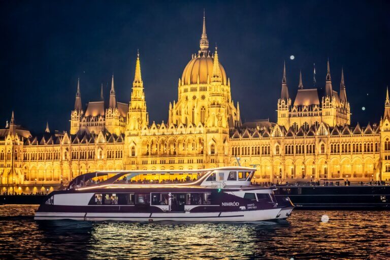budapest river cruise